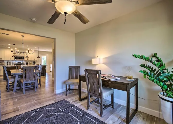 Putting Green, Community Perks: Sun West Сasa de vacaciones Sun City West
