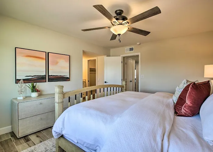 Putting Green, Community Perks: Sun West Sun City West